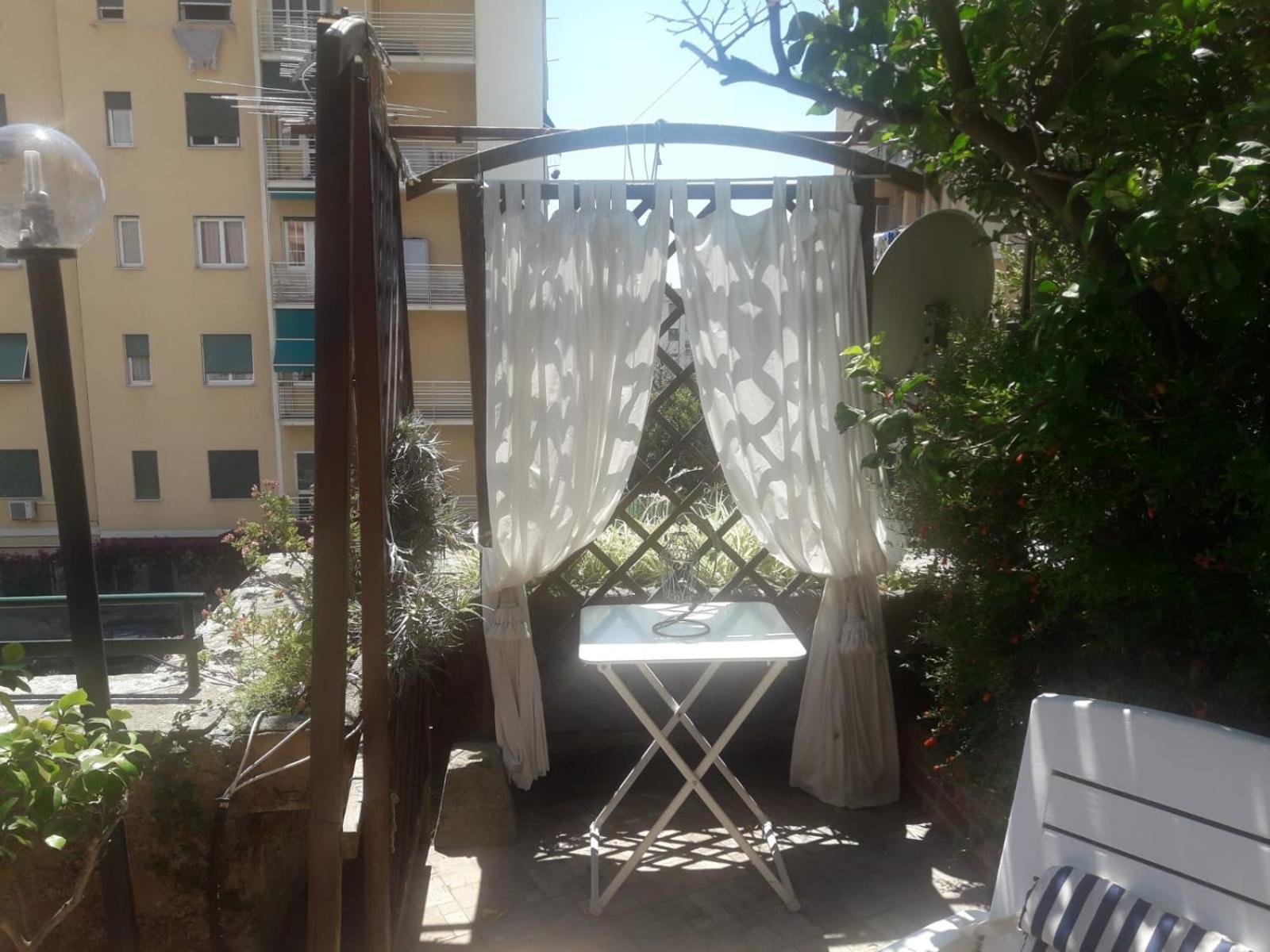 Appartamento Incantevole Con Giardino Gênes Extérieur photo
